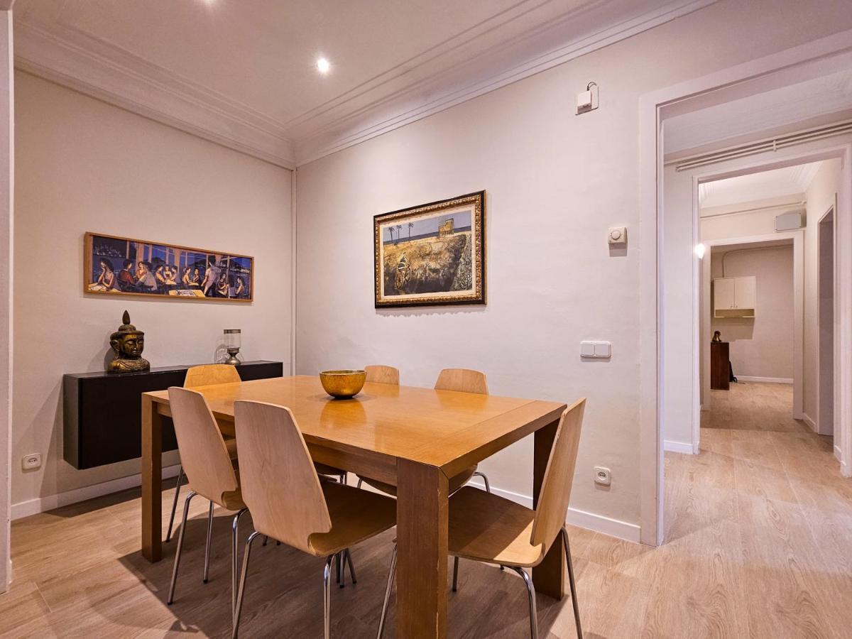 Classbedroom Park Gueell Apartment Barcelona Exterior photo